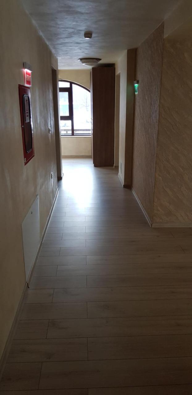 Efm Motel Брезой Экстерьер фото